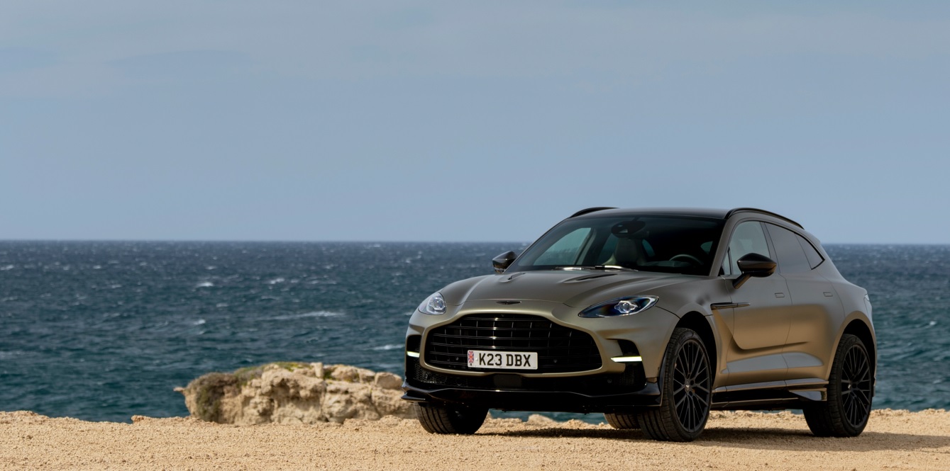 Aston Martin DBX 707 Exterior
