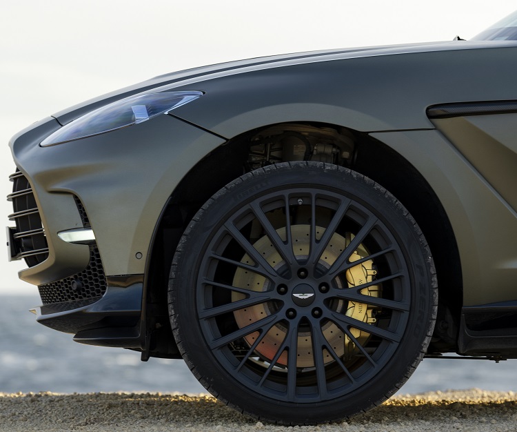 Aston Martin DBX 707 wheel