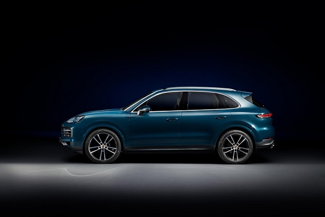 Porsche Cayenne 2023 Exterior Side